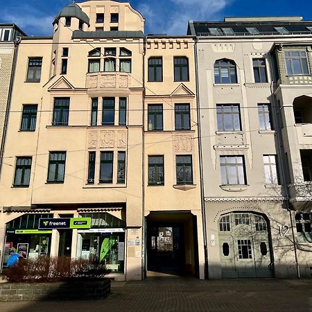 Edler Wohnraum Luxurioeses Studio Im Zentrum Mit Balkon, Kaffeevollautomat, Klima & Parkplatz Zwickau Exterior foto